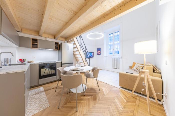 City Stay Bright 1bedroom with workstation