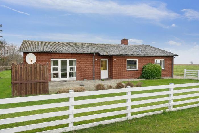 Holiday Home On Large Grounds With Beautiful View