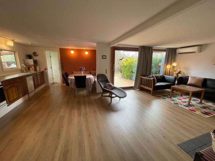 Charming Holiday Home In Peaceful Area