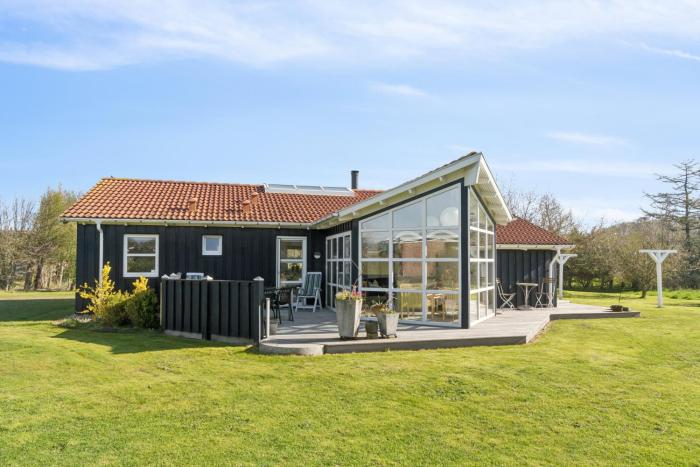 Super Nice Holiday Home With Whirlpool