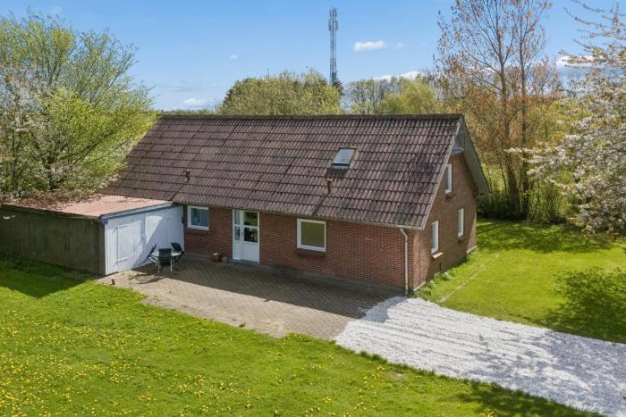 Spacious Holiday Home Near Limfjord And Nature