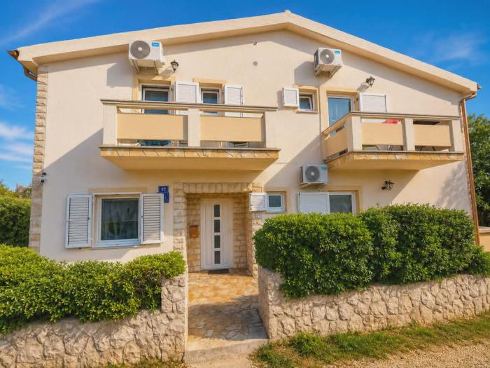 Jadro Apartments Vir - 400 m from Jadro Beach