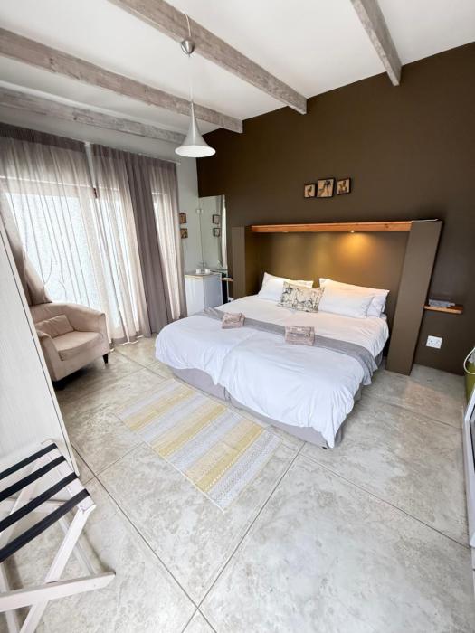 Atlantic-Square Guesthouse