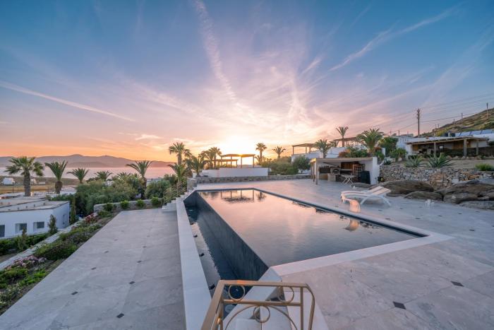Poolside Retreat - Sea View & Calm Escape - Pearl