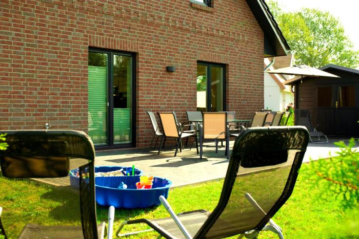 Ferienhaus mit 6 Schlafzimmer und Sauna OVS 116