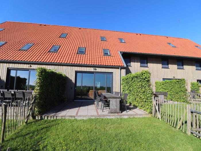 Villa in Leons with Sloop Rental