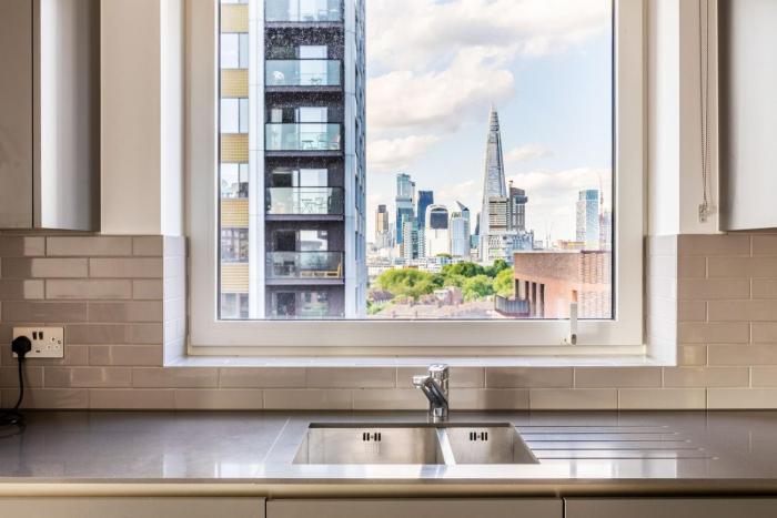 Heavenly Heights : Shard Views & Comfort