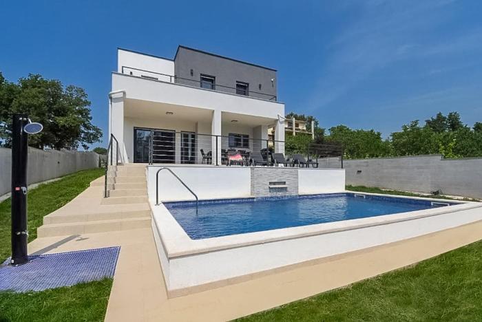 Villa Tara
