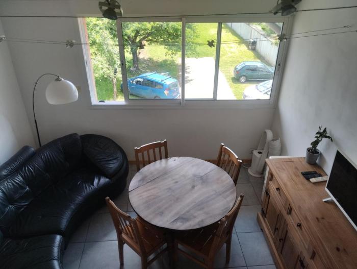 2 chambres, mezza, parking 100m hypercentre