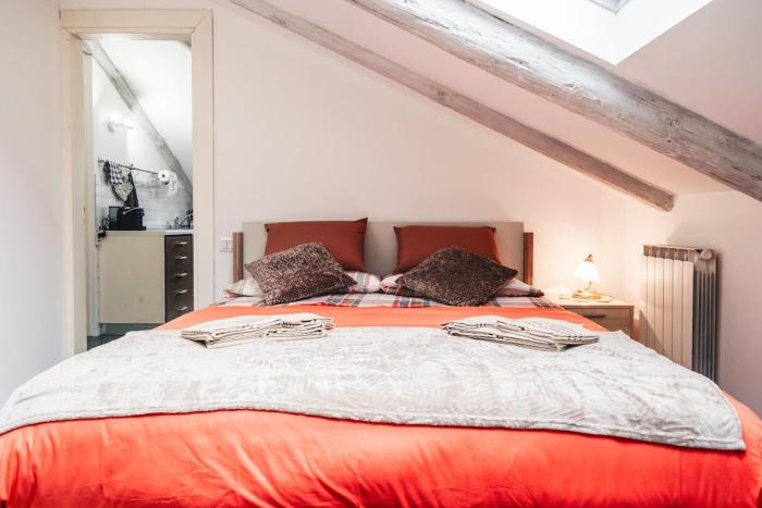 Porta Susa 2 Bedrooms with En-suite Bathrooms, Self Check-in