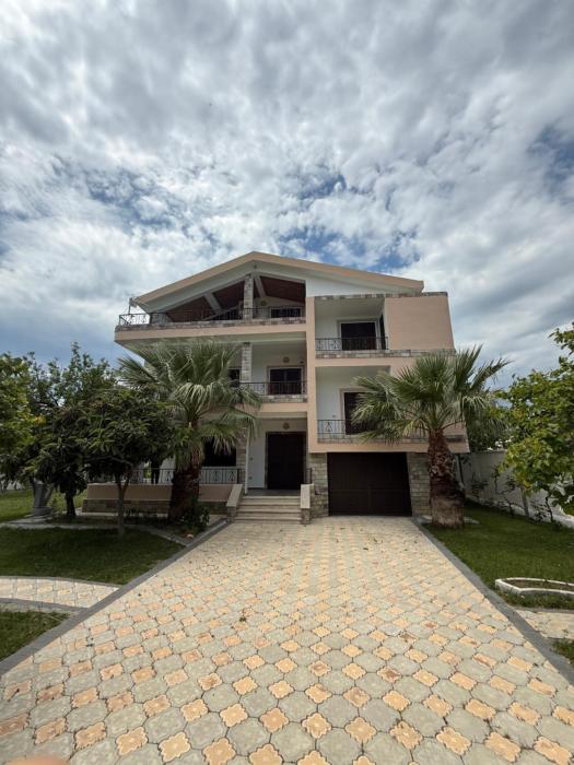 Villa Velipoj