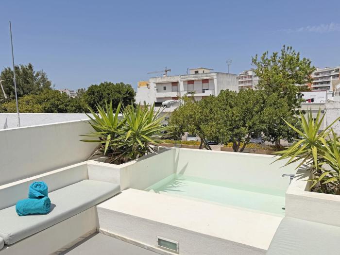 Cubista Designer House Olhao by Junto ao Mar