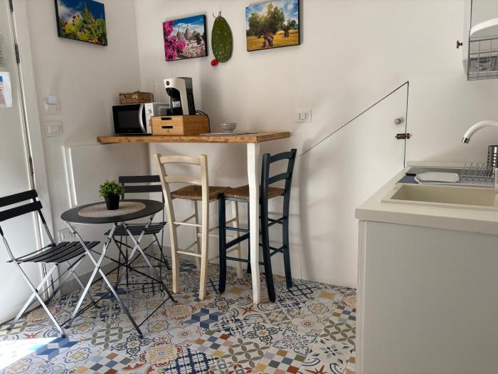 Frisa del Salento Suite con cucina centro storico Mesagne