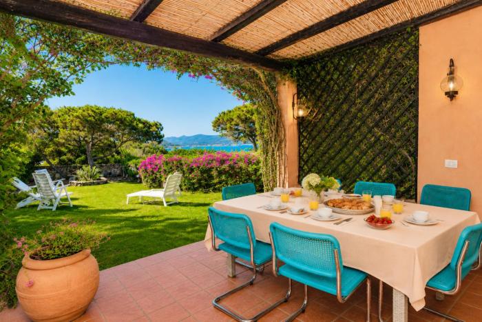 Caprifogli Townhouse Close to the Beach