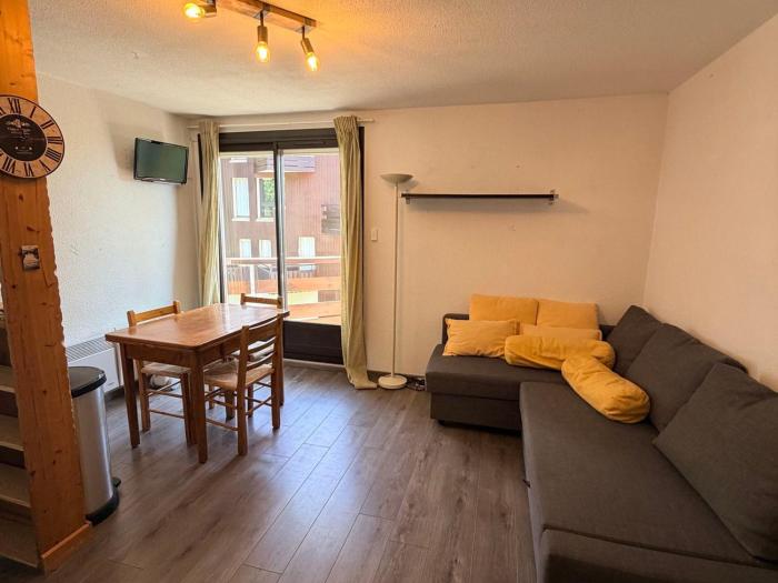Charmant studio cabine 4 pers, balcon au pied des pistes - FR-1-557-132