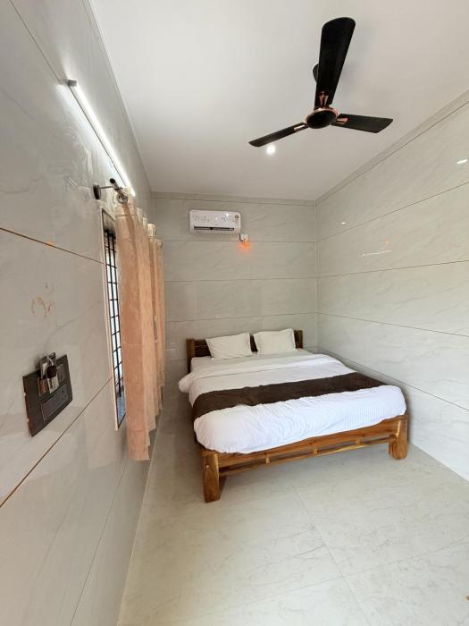 Sharada Rooms AC & Non AC