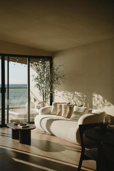 Kasa Dharma an oceanfront House