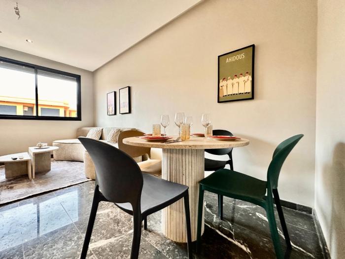 Cozy and Elegant Studio, Netflix & Free Parking