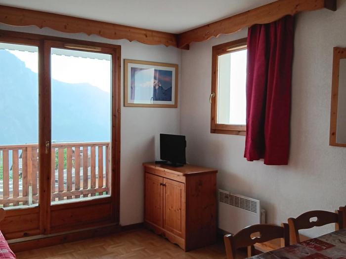 Appartement 2 Pièces pour 6 Personnes avec Balcon à Puy-Saint-Vincent - FR-1-504-170