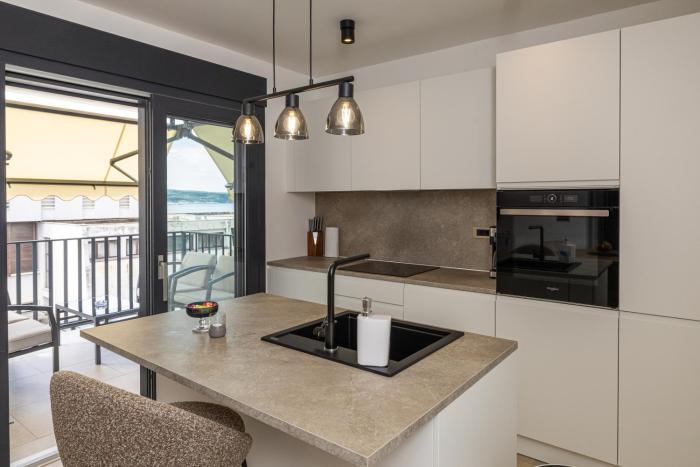 Lumi Apartment near the Beach & City Center