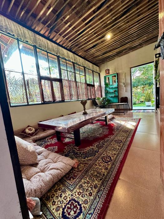 Mass Bungalow