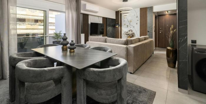 Royal maisonette by the sea