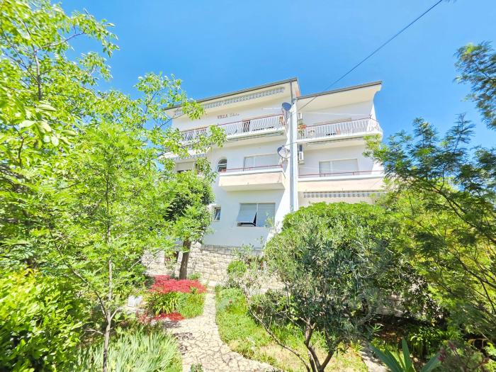 SANDRA KAT Apartment near sea and beach
