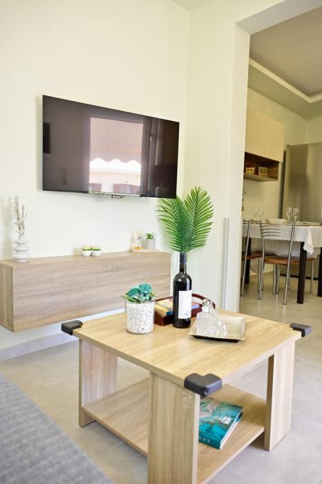 Cretan Avra Breeze
