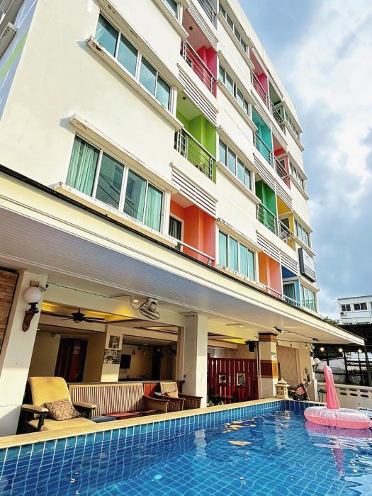 Decare Hotel Patong Weekly Promotion