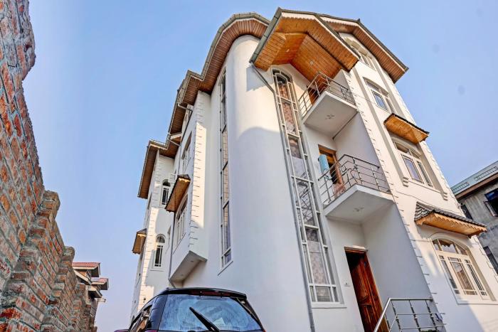Hotel O Lit Homestay