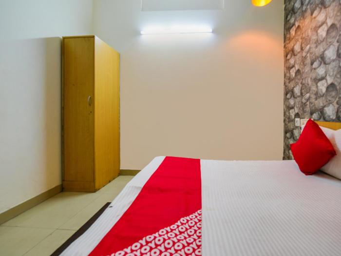 Hotel O Unique Delhi Home Stay