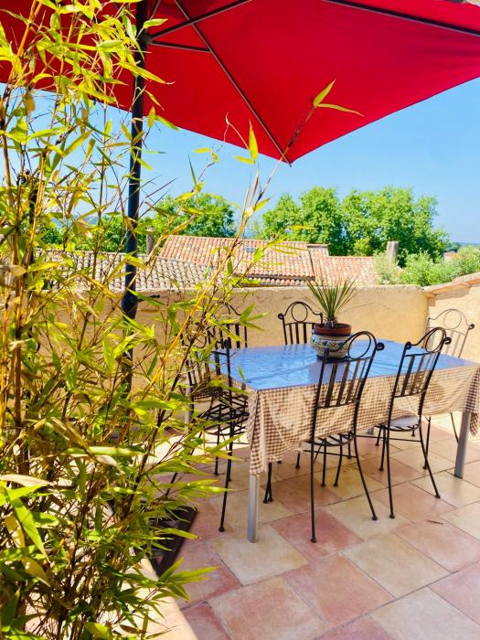 Suite de Charme avec Terrasse Panoramique & Entrée Indépendante