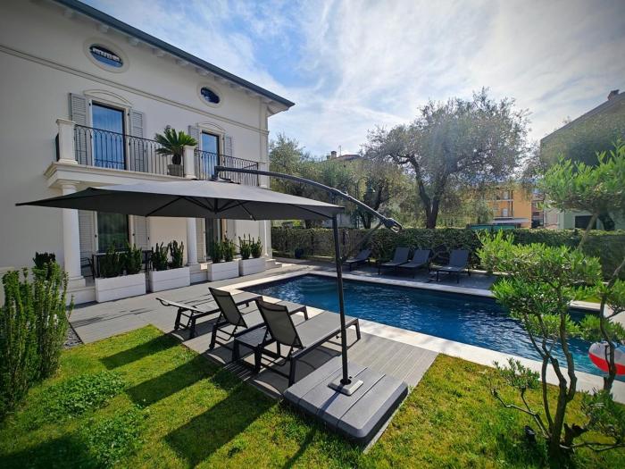 Villa Sembenini Suite with terrace