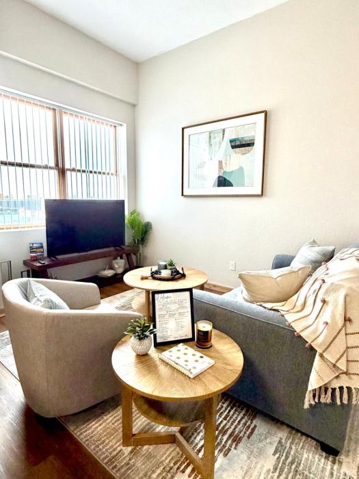 Lake Avenue Lofts- Manitou