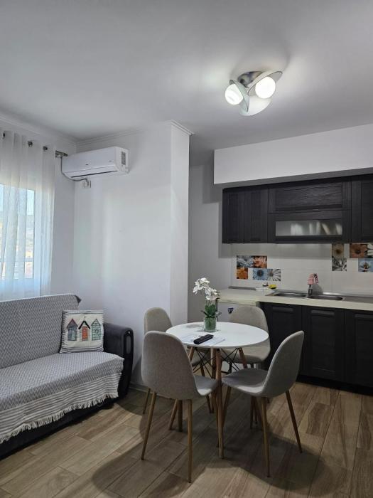 MAin Apartment