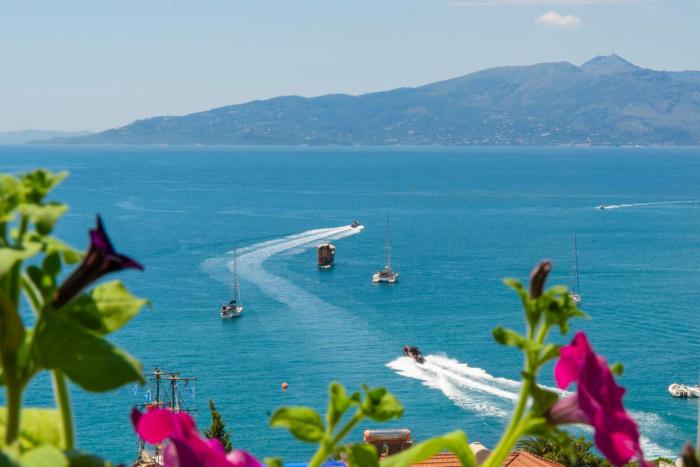 InHouse Saranda