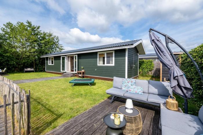 Charming chalet on the Vinkeveense Plassen