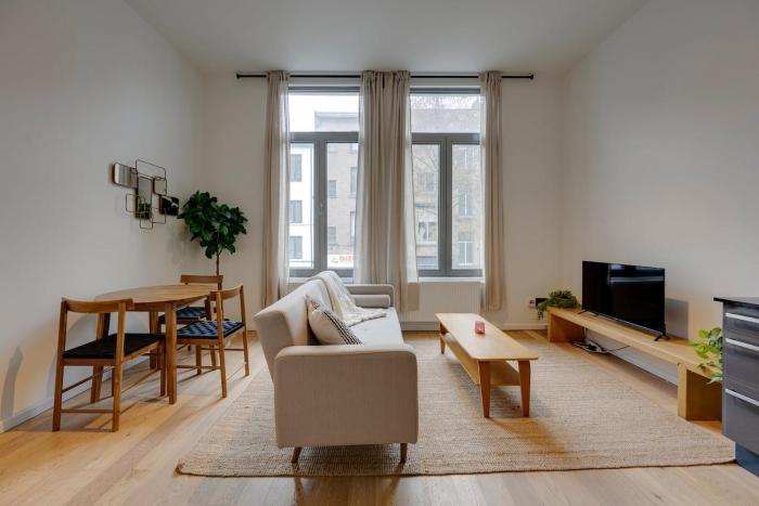 Bright and Elegant Apartment in Downtown Antwerp