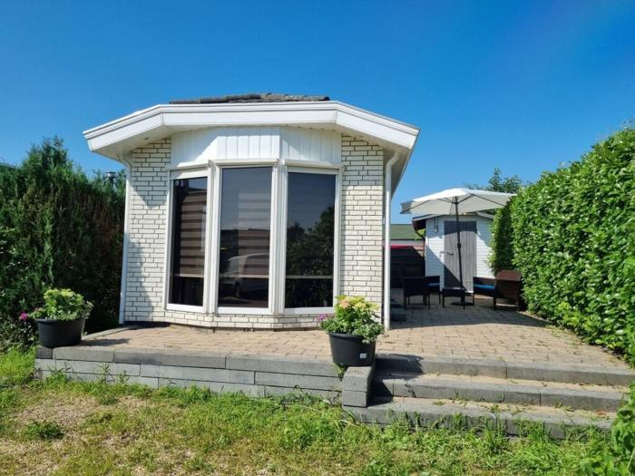 Chalet at Rhederlaagse Lake