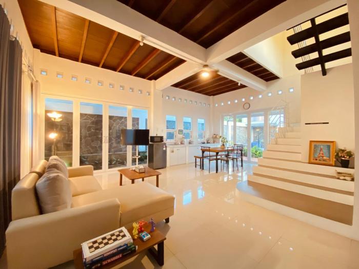 Spacious 3BR Villa Near Kaliurang - Arfanis House