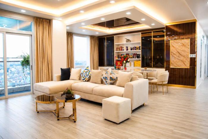 The Crown Luxury 4BR Penthouse