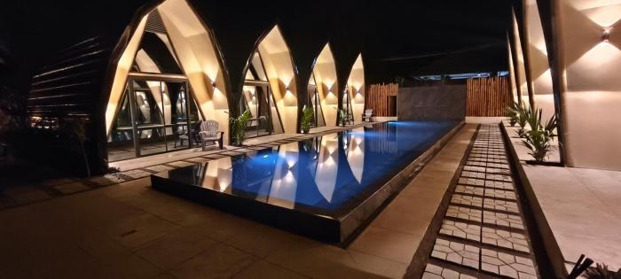 Lokal Hotels Dauin
