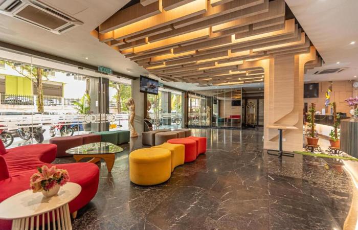 Apex Hotel by Setapak KGS