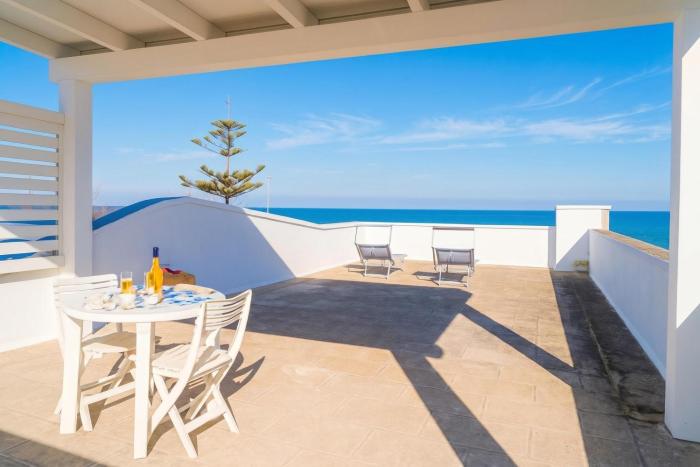 Villetta Meraviglia With Garden Sea View - Happy Rentals