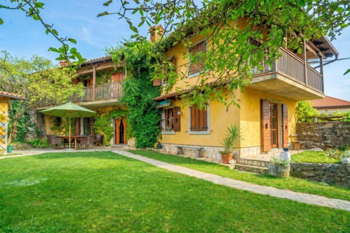 Holiday Home Rozina - Happy Rentals