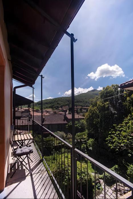 Spacious Apartment in the center of Bedero - verde