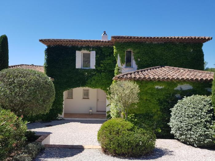 Villa MB