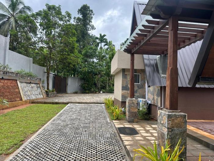 Kithulgala Cabana Resort