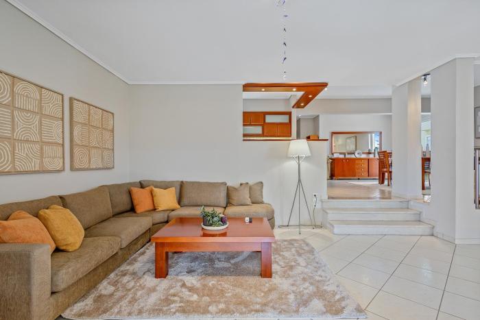 Cyma, Stylish Luxury Apartment Near Glyfada Beach