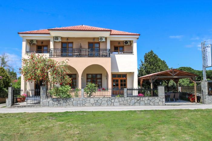 Philoxenia Hotel